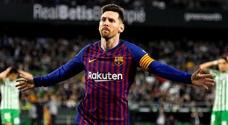 Barcelona efsanesi Lionel Messi bedelsiz bir şekilde PSG'nin yolunu tuttu! İşte futbol tarihine damga vuran bedelsiz transferler...